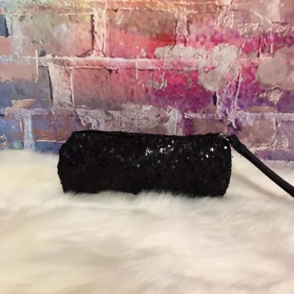 Black sequin round rectangular wristlet purse bag